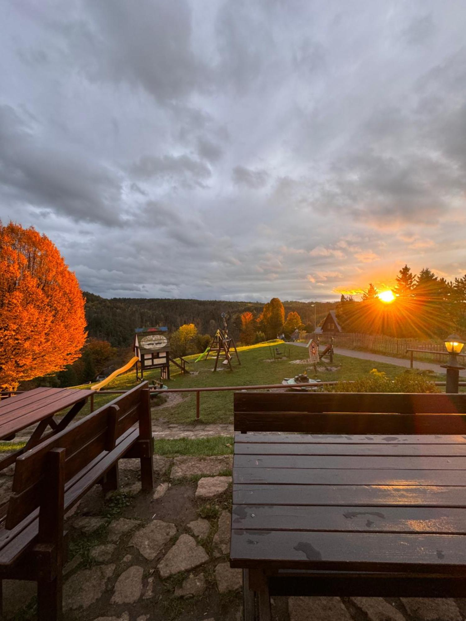 Resort Mezna Hrensko Exterior photo