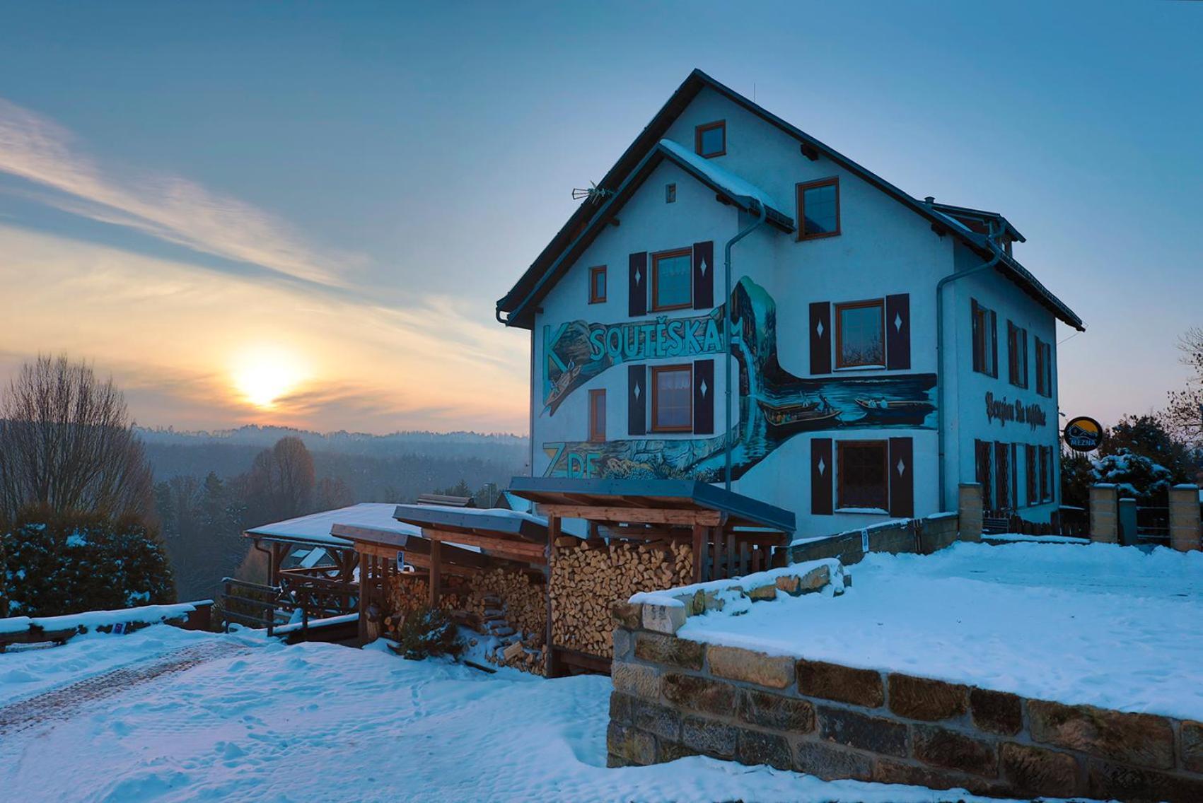 Resort Mezna Hrensko Exterior photo